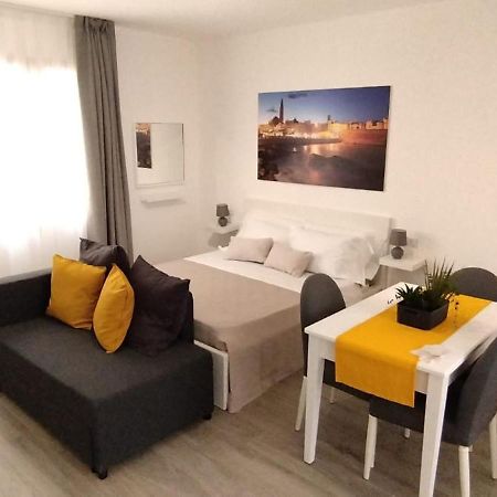 La Casa Di Mest Pepp Monopoli Εξωτερικό φωτογραφία
